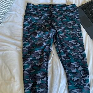 Camo fabletics leggings